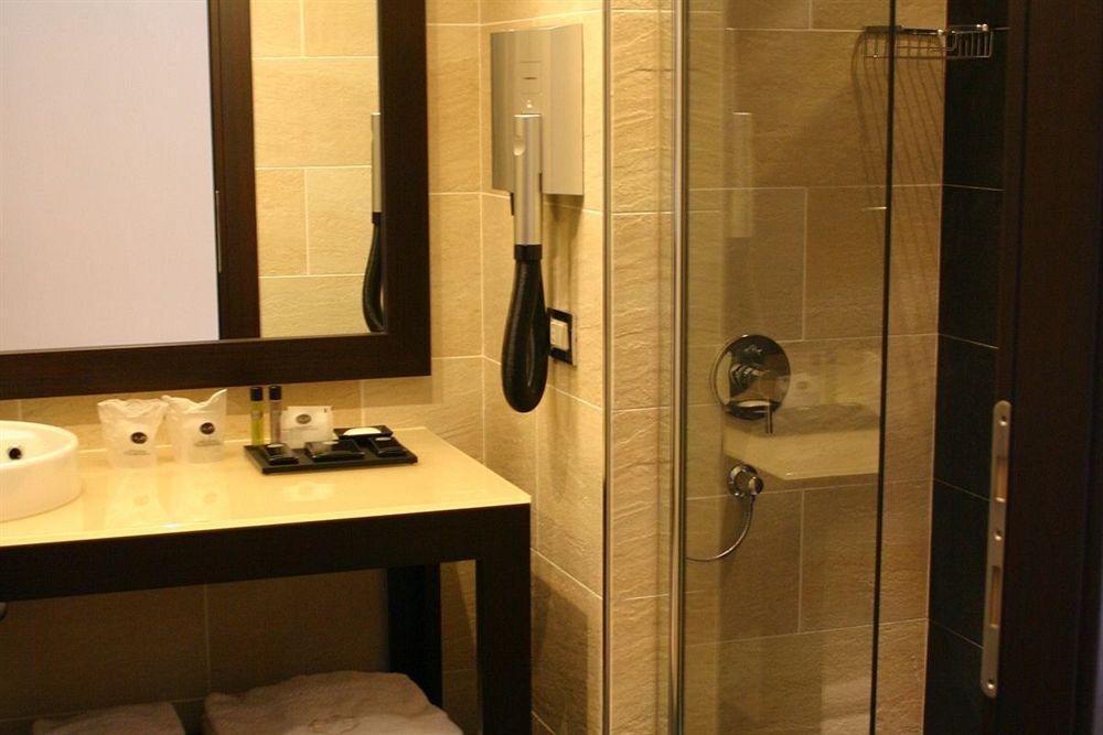 Hotel & Residence Вилла-Бартоломея Экстерьер фото