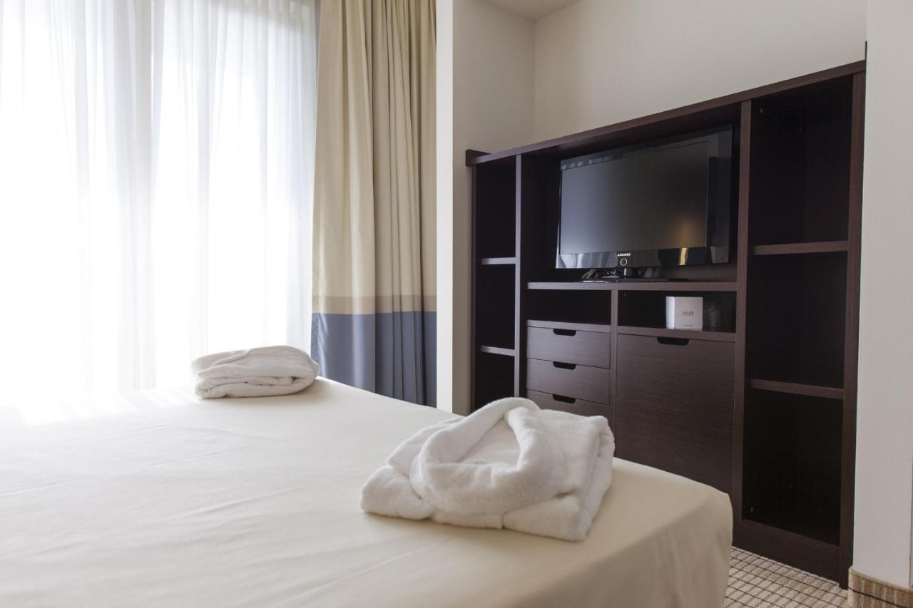Hotel & Residence Вилла-Бартоломея Экстерьер фото
